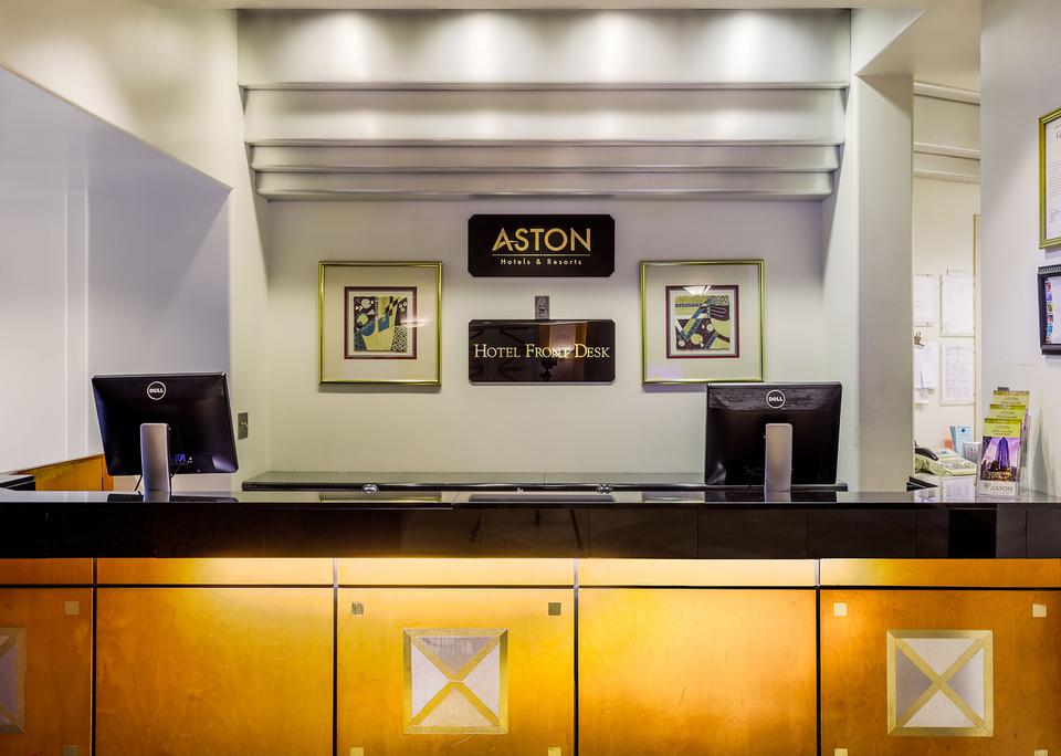 Accessible Features Aston  at the Executive Centre Hotel  